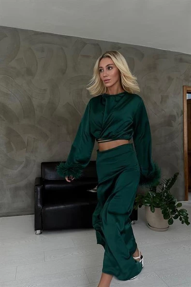 Kolları Tüllü Bluz ve Etek Takım - 3