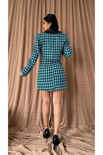 Çift Düğmeli Ceket ve Mini Etek Takım - Resim 3