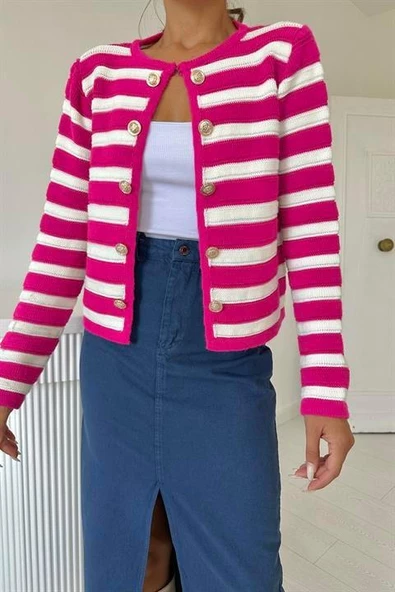 Çizgili ve Düğmeli Triko Kazak - 7