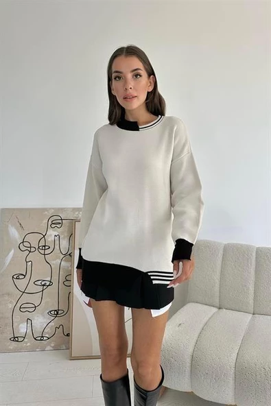 Yaka ve Manşet Garnili Triko Kazak - 4