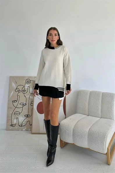 Yaka ve Manşet Garnili Triko Kazak