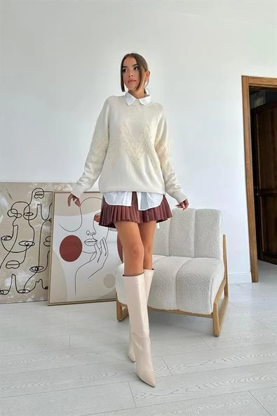 Boncuk İşleme Detaylı Triko Kazak