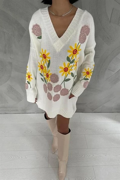 Çiçek Nakışlı Kazak - 3