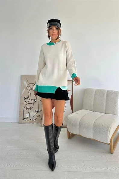 Yaka ve Manşet Garnili Triko Kazak