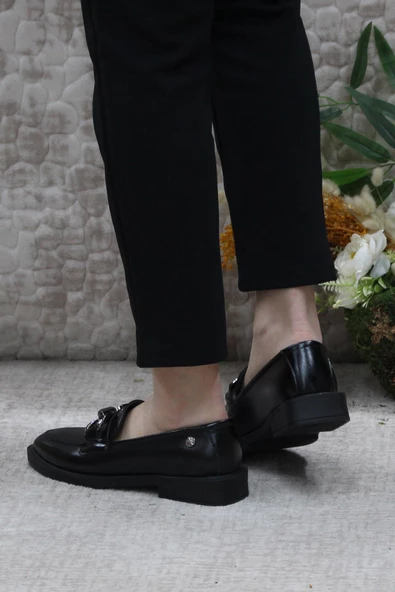 Fort 16213 Siyah Toka Detaylı Rahat Loafer Kadın Ayakkabı - Resim 4