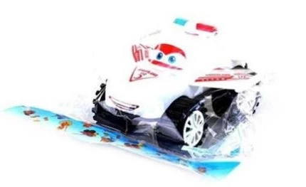 ÖZ BAYRAKTAR - 21 cm KANATLI PLASTİK ARABA ( 1 ADET FİYATIDIR )
