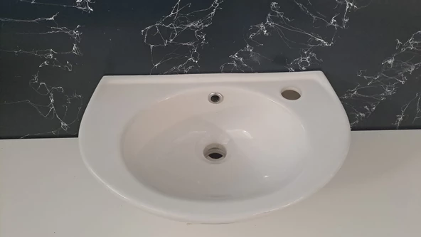 28X45 OVAL LAVABO DELİKLİ TURAVİT