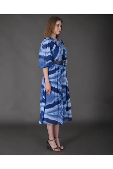 Modatalika Kadın Midi Boy İpek Şifon Dijital Desenli Truvakar Balon Kol Kemer Detaylı Elbise - Resim 2