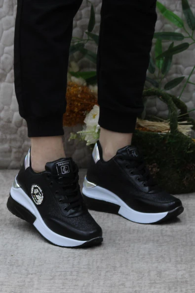 Fort 3016 Siyah Beyaz Rahat Dolgu Taban Kadın Ayakkabı - Resim 2