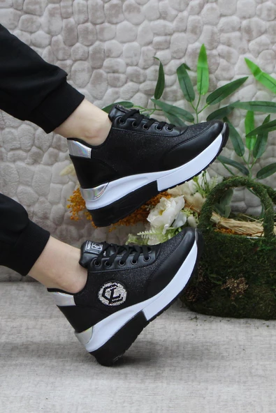 Fort 3016 Siyah Beyaz Rahat Dolgu Taban Kadın Ayakkabı - Resim 5