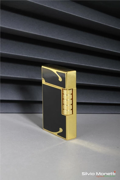 Silvio Monetti Siyah Altın Özel Tasarım Kapaklı Model Gazlı Çakmak 24CSM812BTR04 - Resim 2