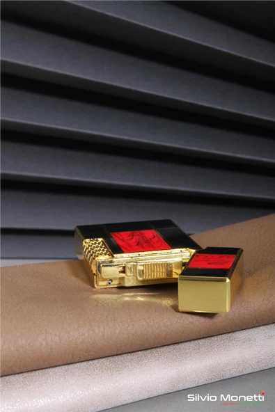 Silvio Monetti Siyah Kırmızı Özel Tasarım Kapaklı Model Gazlı Çakmak 24CSM812BTR05 - Resim 4