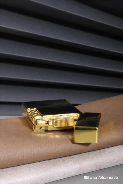 Silvio Monetti Siyah Özel Tasarım Kapaklı Model Gazlı Çakmak 24CSM812BTR02 - Resim 4