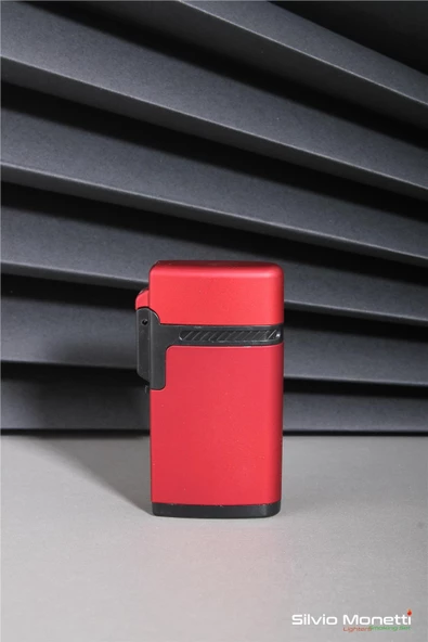 Silvio Monetti Kırmızı Kapaklı Özel Tasarım Gazlı Çakmak 24CSM913R03 ürün görseli 1