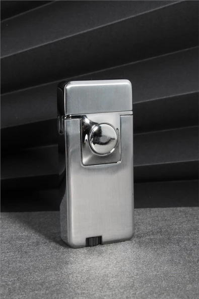 Silvio Monetti  Gümüş Renk Pürmüzlü Ve Alevli Çift Başlıklı Düğmeli Gazlı Çakmak  24CSM868TR02 - Resim 2