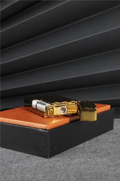 Silvio Monetti  Altın Renk Özel Tasarım Kapaklı Gazlı Çakmak  24CSM874MR03 - Resim 4