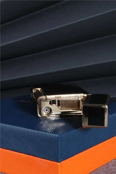 Silvio Monetti  Siyah Renk Kapaklı Pürmüz Gazlı Çakmak  24CSM899TR02 - Resim 5