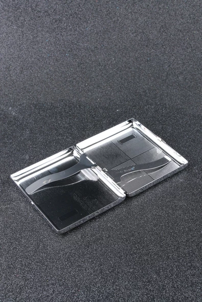 Silvio Monetti Kare Gümüş Desenli Metal Sigara Tabakası SMTBKCB001R1 - 4