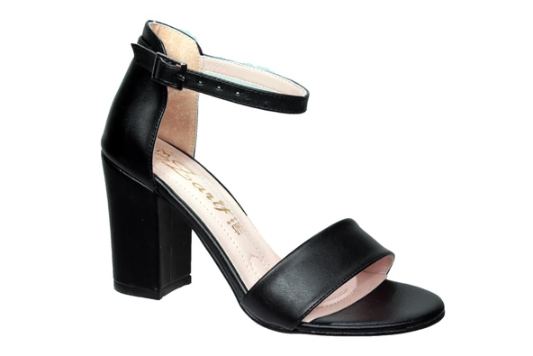 KADIN Siyah Tekbant Kalın Topuklu Ayakkabı ürün görseli