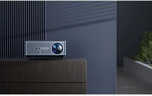 Yaber Ace K1 Projeksiyon Cihazı, 1080p FHD, 650 ANSl, Otomatik Odak ve Düzeltme, Wi-Fi 6 & 5G, 15W Hoparlör, Bluetooth 5.0, 150 Ä°nç - 2