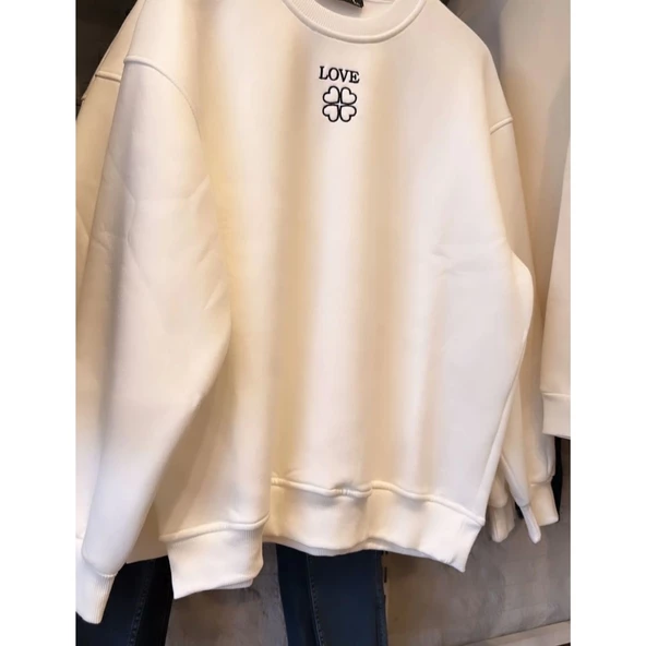 Love Baskılı Sweatshirt