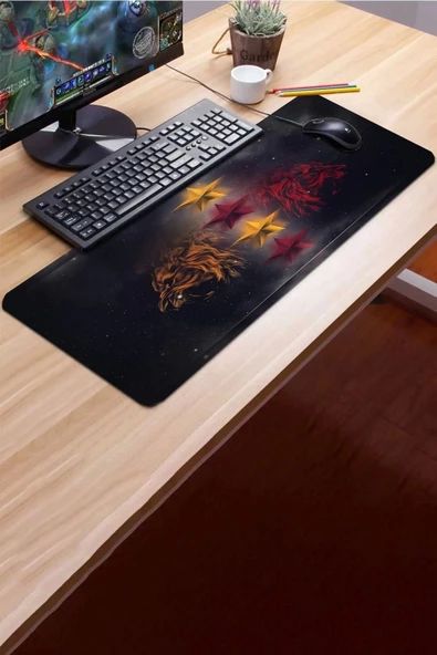 SonicTouch Aslan Yıldız Temalı Kaydırmaz Gaming Oyuncu Masaüstü Dikişsiz Sarı Kırmızı Klavye Pad 32X70Cm - 3