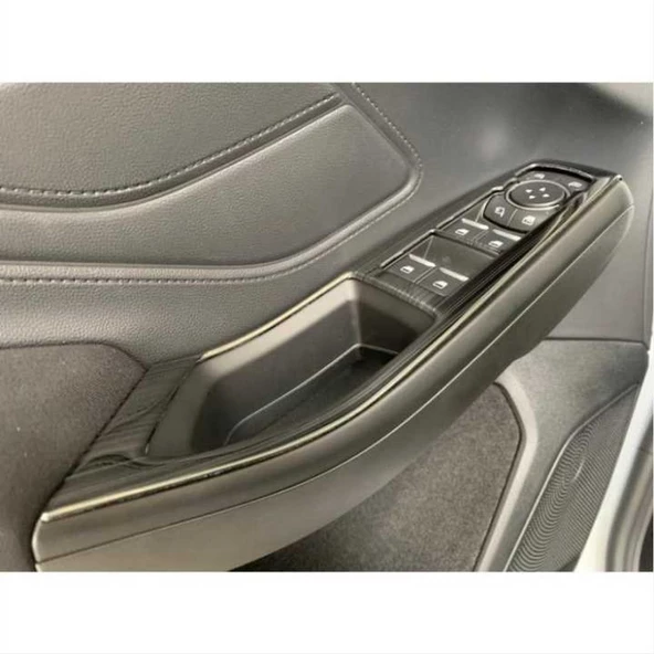 AUTOGP FORD FOCUS 2019+ KAPI ÇITASI PIANO BLACK ürün görseli 1