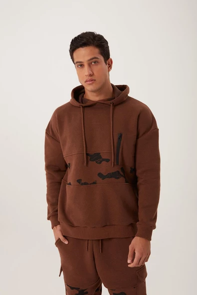 Erkek 3 İplik Pamuklu İçi Polarlı Oversize Göğüs Cepli Kapuşonlu Kahverengi Sweatshirt - 5