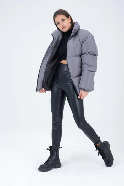 Kadın Reglan Kol Dik Yaka Age Of State Baskılı Mont Füme - Resim 7