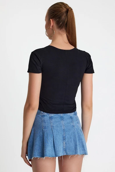 Kadın V Yaka Basic T-shirt  Siyah - Resim 5