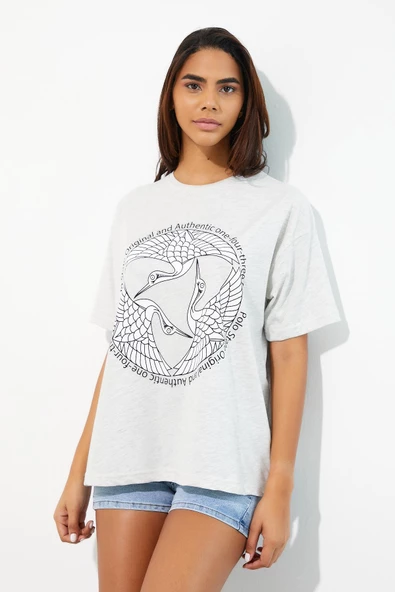 Kadın Baskılı Oversize T-shirt Gri - Resim 3