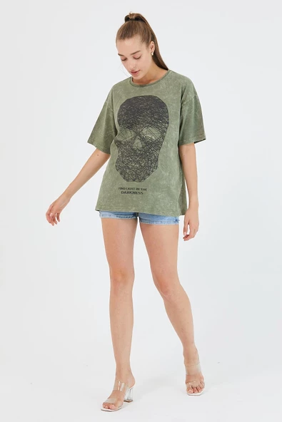 Kadın Parça Boya Baskılı Oversize Basic T-shirt  Haki - Resim 5