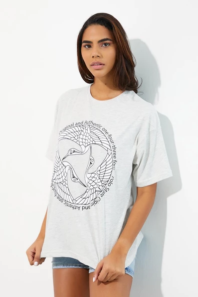 Kadın Baskılı Oversize T-shirt Gri - Resim 7