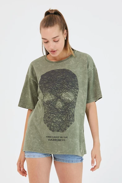 Kadın Parça Boya Baskılı Oversize Basic T-shirt  Haki - Resim 7