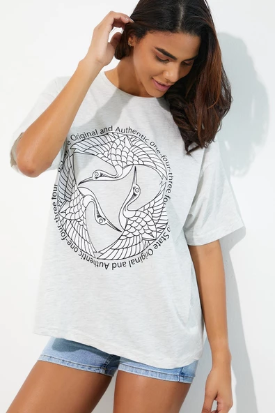 Kadın Baskılı Oversize T-shirt Gri - Resim 9