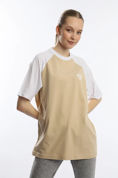 Kadın Oversize Fit Reglan Kol Basic Tişört Bej - 2