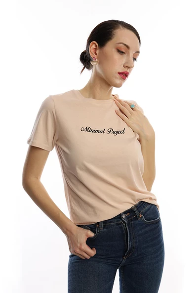 Kadın Bisiklet Yaka Minimal Project Baskılı Regular Fit Tişört Bej - Resim 2