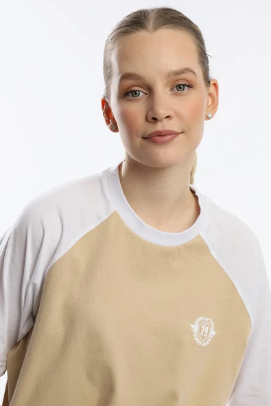Kadın Oversize Fit Reglan Kol Basic Tişört Bej - 4