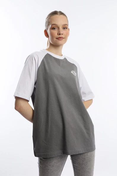 Kadın Oversize Fit Reglan Kol Basic Tişört Gri - Resim 2