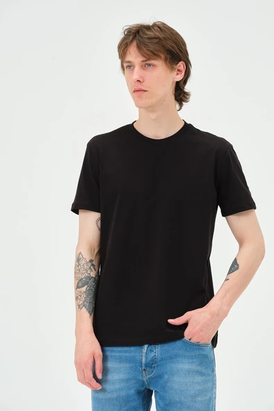 Erkek Bisiklet Yaka Regular Kalıp T-shirt Siyah