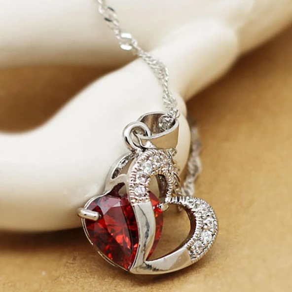 Üç Boyutlu  Kristal Taşlı Zarif Kalp Kolye - 4