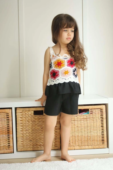 KIZ ÇOCUK DANTEL MODELLİ ŞORTLU PAMUK TAKIM ürün görseli