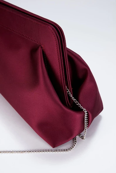 Bordo Asimetrik Çapraz Zincirli Saten Kadın  Clutch - 4
