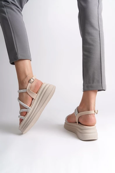 RILEY İnce Tokalı Taşlı Şeritli Ortopedik Taban Kadın Sandalet KT Krem - 3