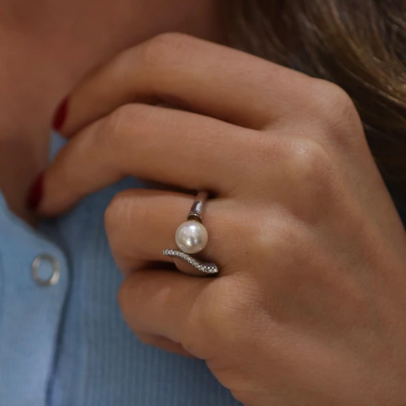 925 Ayar Gümüş Tek İncili S Sıralı Tasarım Yüzük - Resim 3