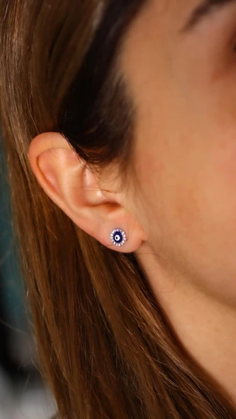 925 Ayar Gümüş Nazar Boncuklu Lacivert Mineli Yuvarlak Küpe, Beyaz Taşlı ürün görseli