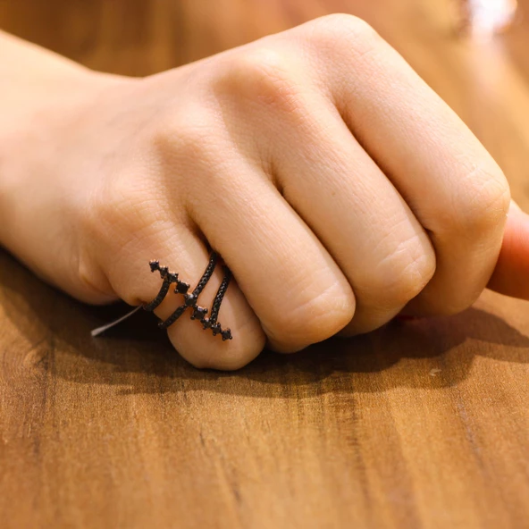 925 Ayar Gümüş Rose Renkli  Siyah Taşlı Tasarım Yüzük ürün görseli 1