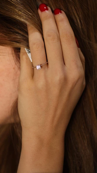 925 Ayar Gümüş 0,50 ct Görünümlü Tektaş Yüzük ürün görseli 1