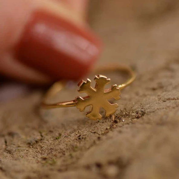 14k Altın Kar Tanesi Yüzük ürün görseli