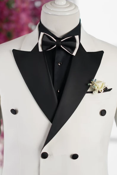 Sivri Yaka Papyonlu Hafif Armürlü Çift Yırtmaçlı Slimfit Smokin Takım Elbise - 3